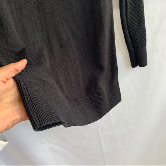 LOFT Raglan Textured long sleeve Sweater Small - Picture 7 of 8